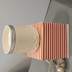 MASON JAR Pod Warmer from Gold Canyon; ceramic, cream